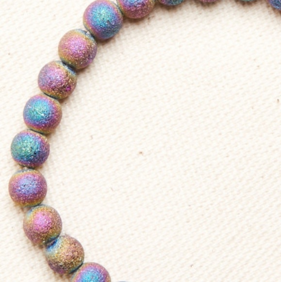 Small Rainbow Aura Agate Bracelet - Picture 2 of 2